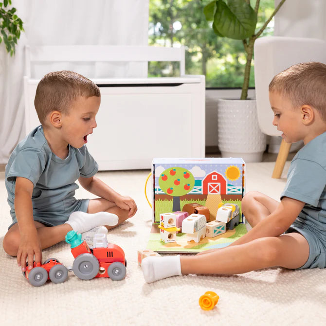Melissa & Doug Blockables™ Farm Play Set