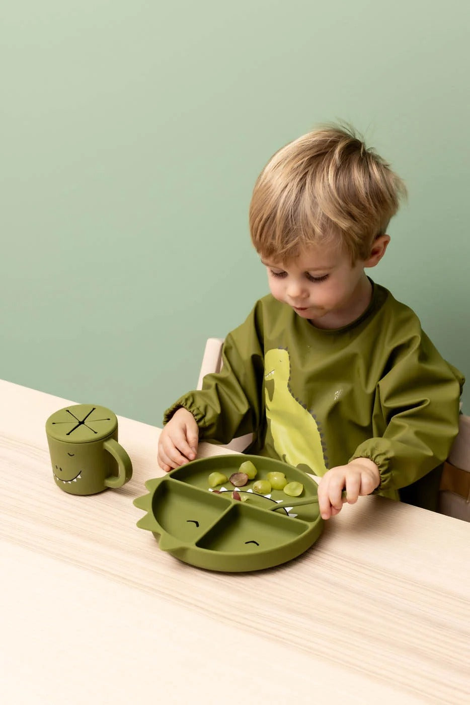 Trixie Waterproof Long Sleeve Bib