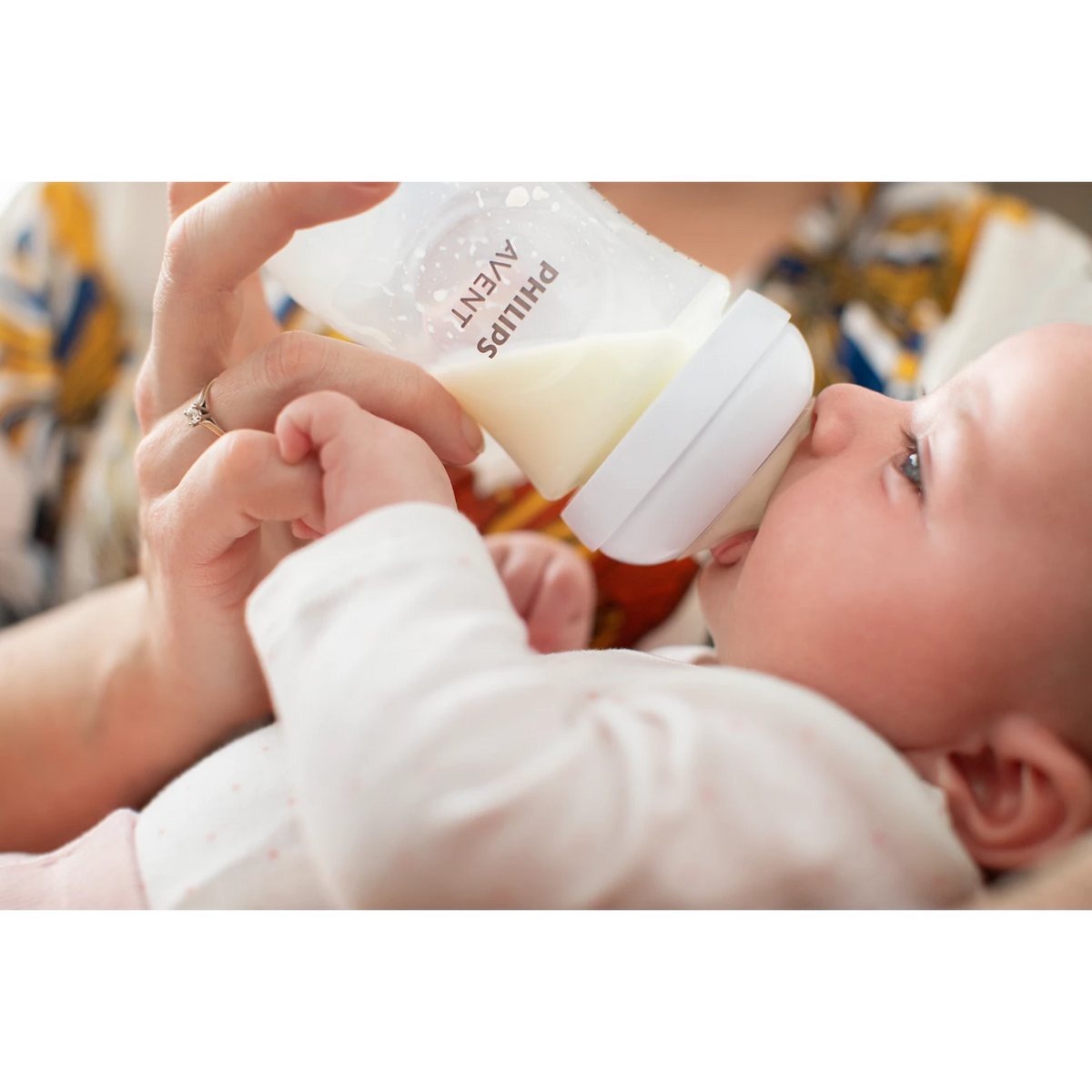 Avent Natural Response Baby Bottles (4 Pack)