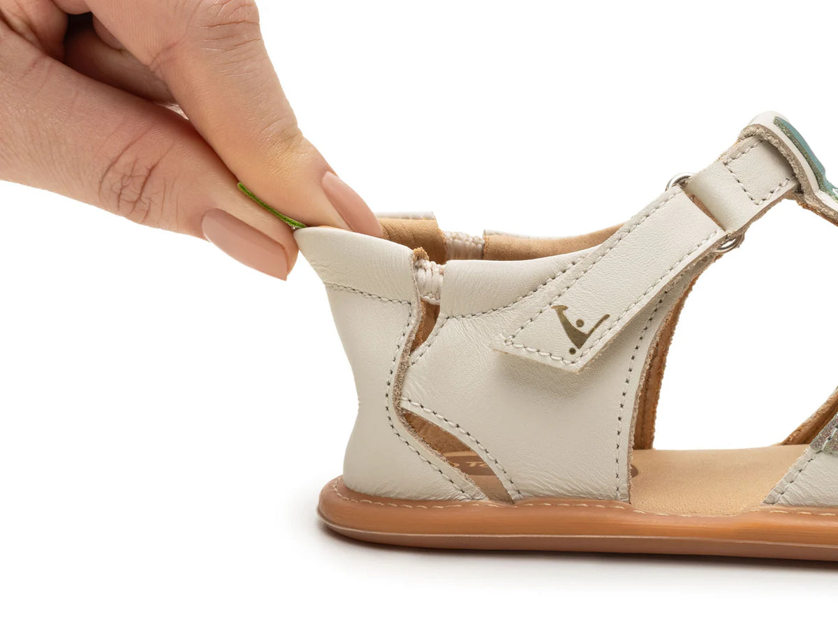 Tip Toey Joey Hummingbird Sandals (Tapioca/Boreal/White Dream)