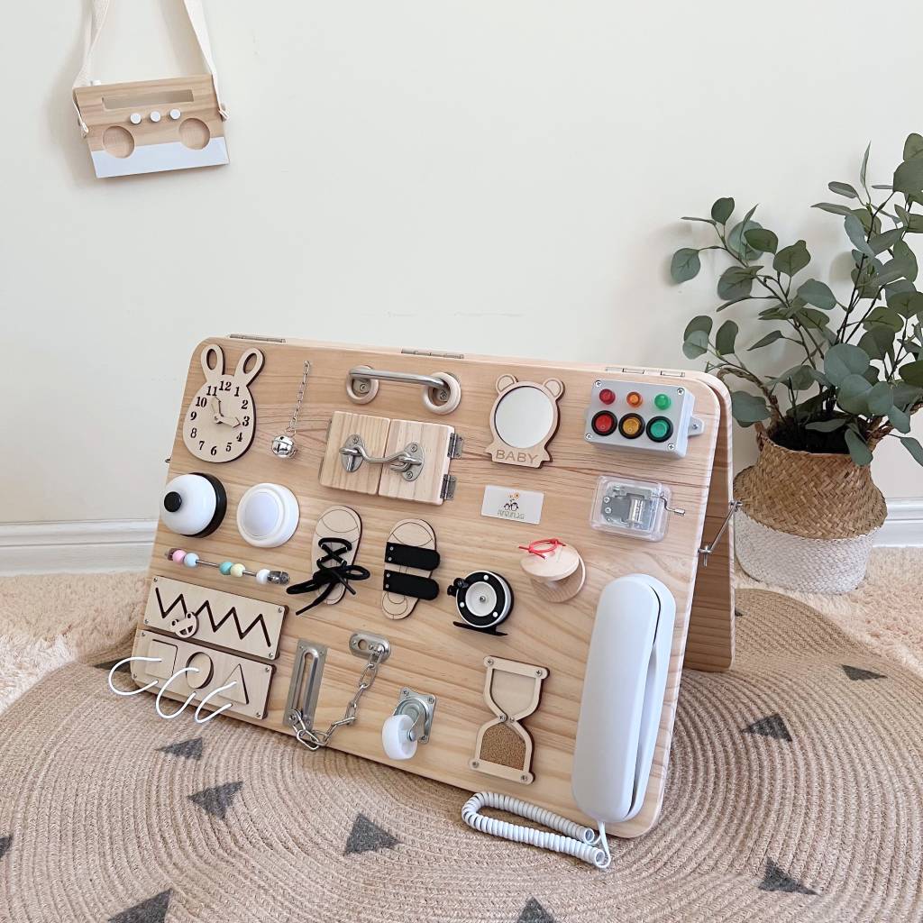 [PRE-ORDER] Penguinlada BusyFirst BusyBoard & Whiteboard